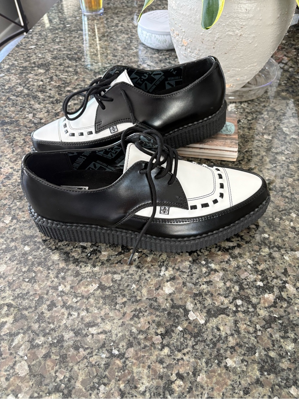 Mens T.U.K Shoe company Two-Tone Pointed Creepers